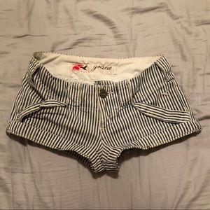 Striped Shorts 25/26